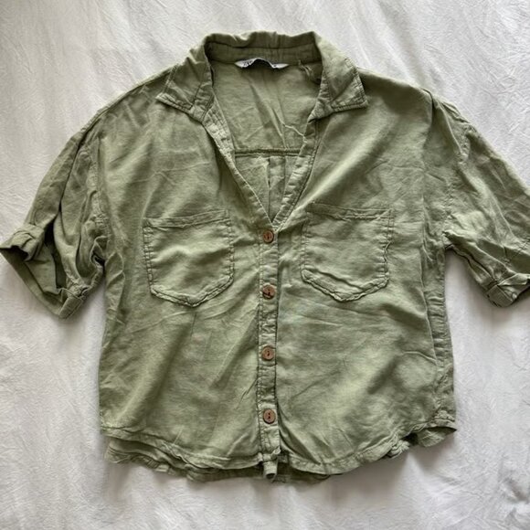 Zara green button up blouse - Picture 1 of 4